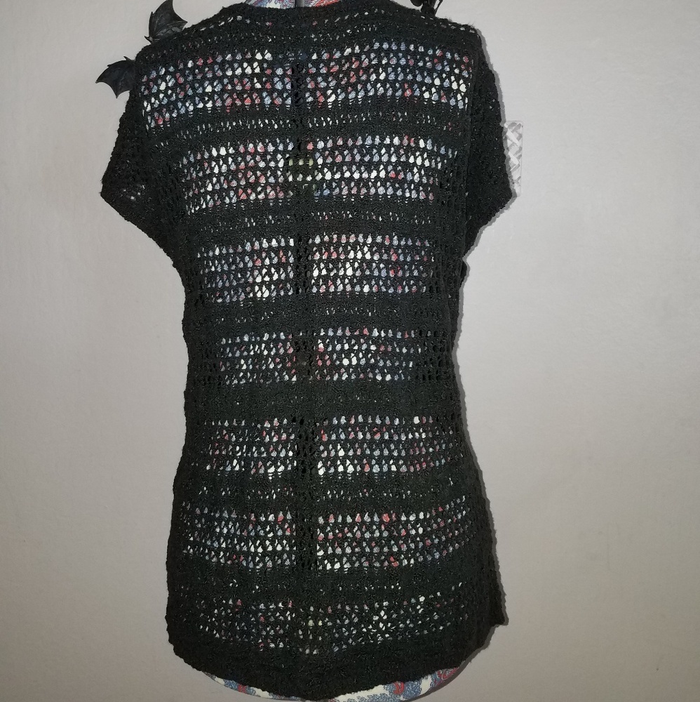 Tunic - Picture 2 of 3